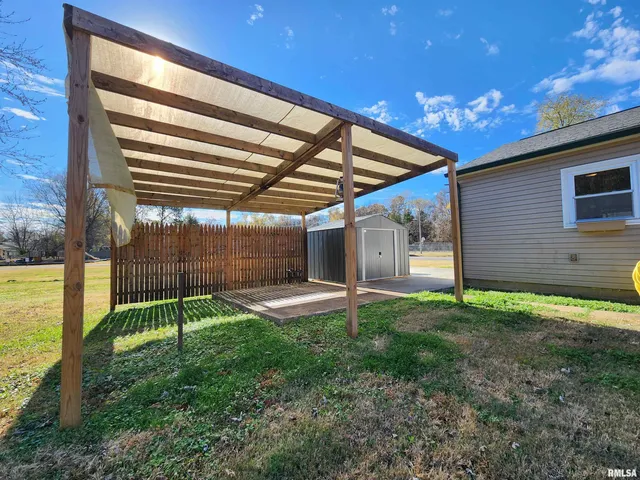 $82,900 | 201 Lindsey Avenue, Metropolis, IL 62960