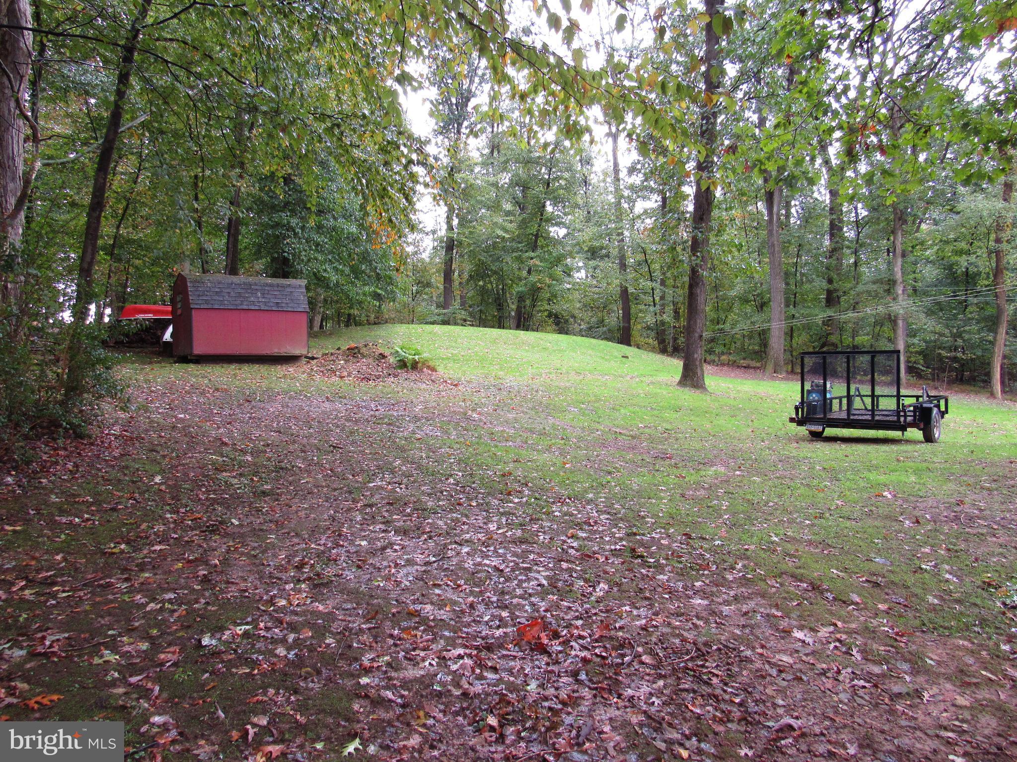 112 Deck Road Womelsdorf, PA 19567 - Photo 8 of 19 yard