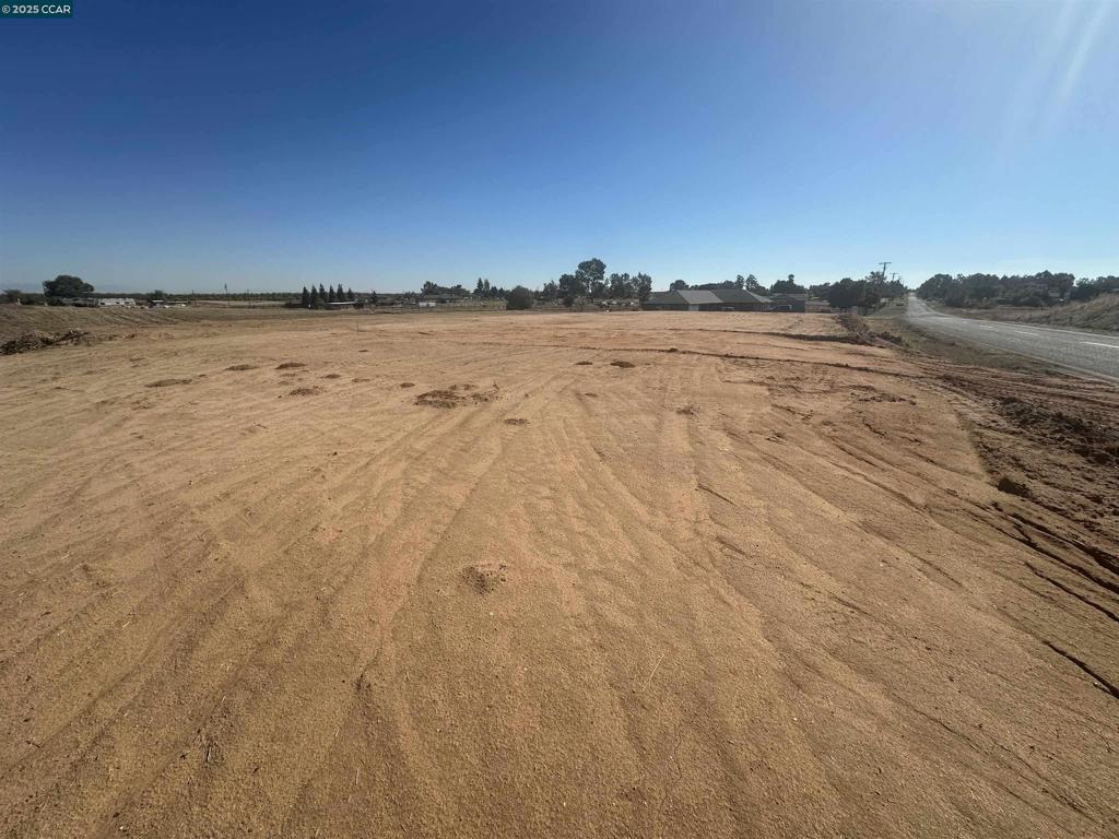 31341-31341 Brightwood Road Madera, CA 93638 - Photo 5 of 16 a view of an ocean and beach