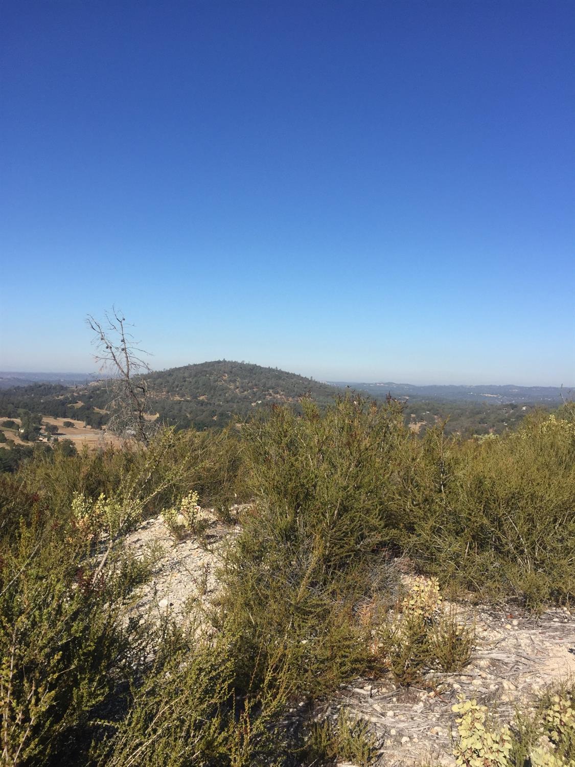 0 Ranch Camp Road Somerset, CA 95684 - Photo 4 of 11 a view of a sky from a yard