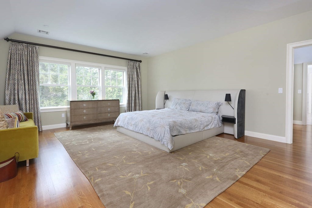 23 Karen Road Newton, MA 02468 - Photo 11 of 21