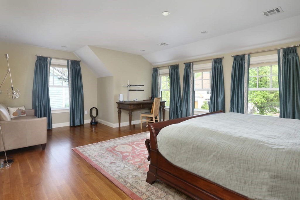 23 Karen Road Newton, MA 02468 - Photo 13 of 21