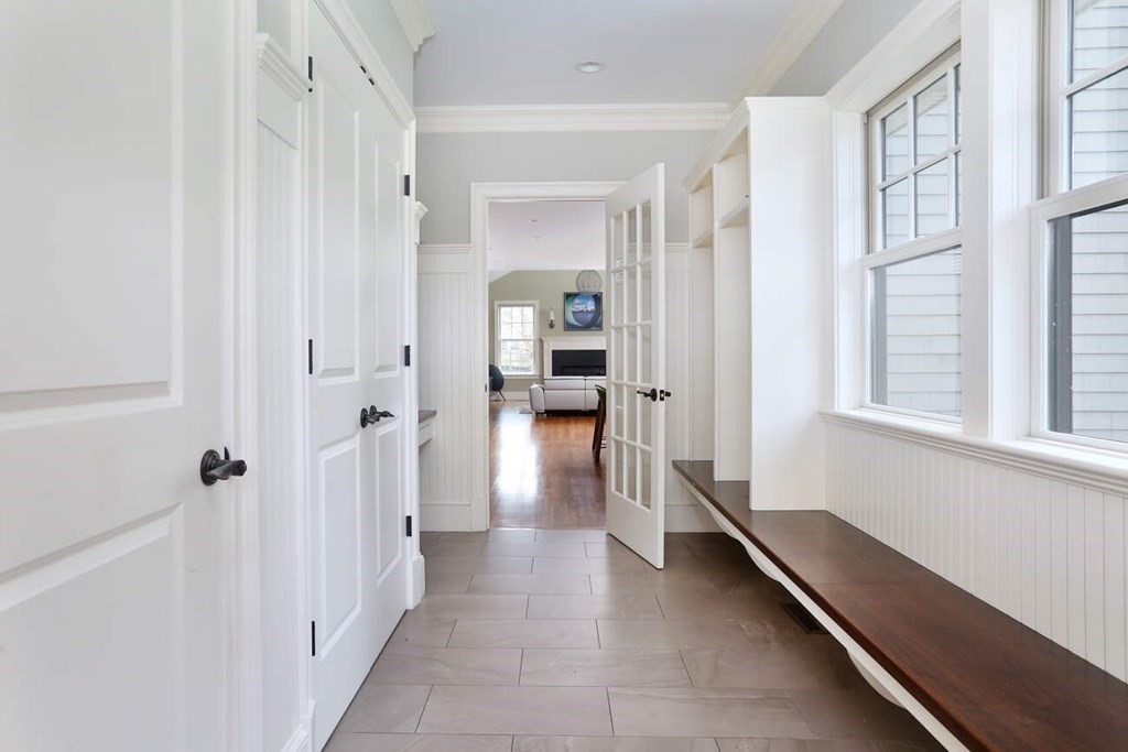 23 Karen Road Newton, MA 02468 - Photo 10 of 21