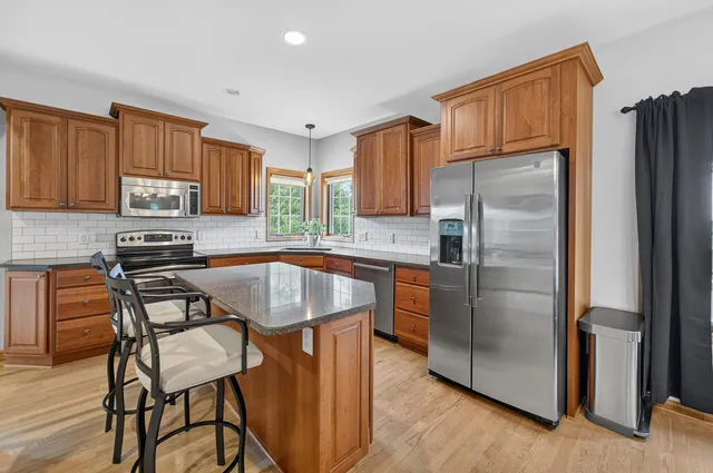 $685,000 | 1 Fawn Ridge Circle, Middleton, WI 53562