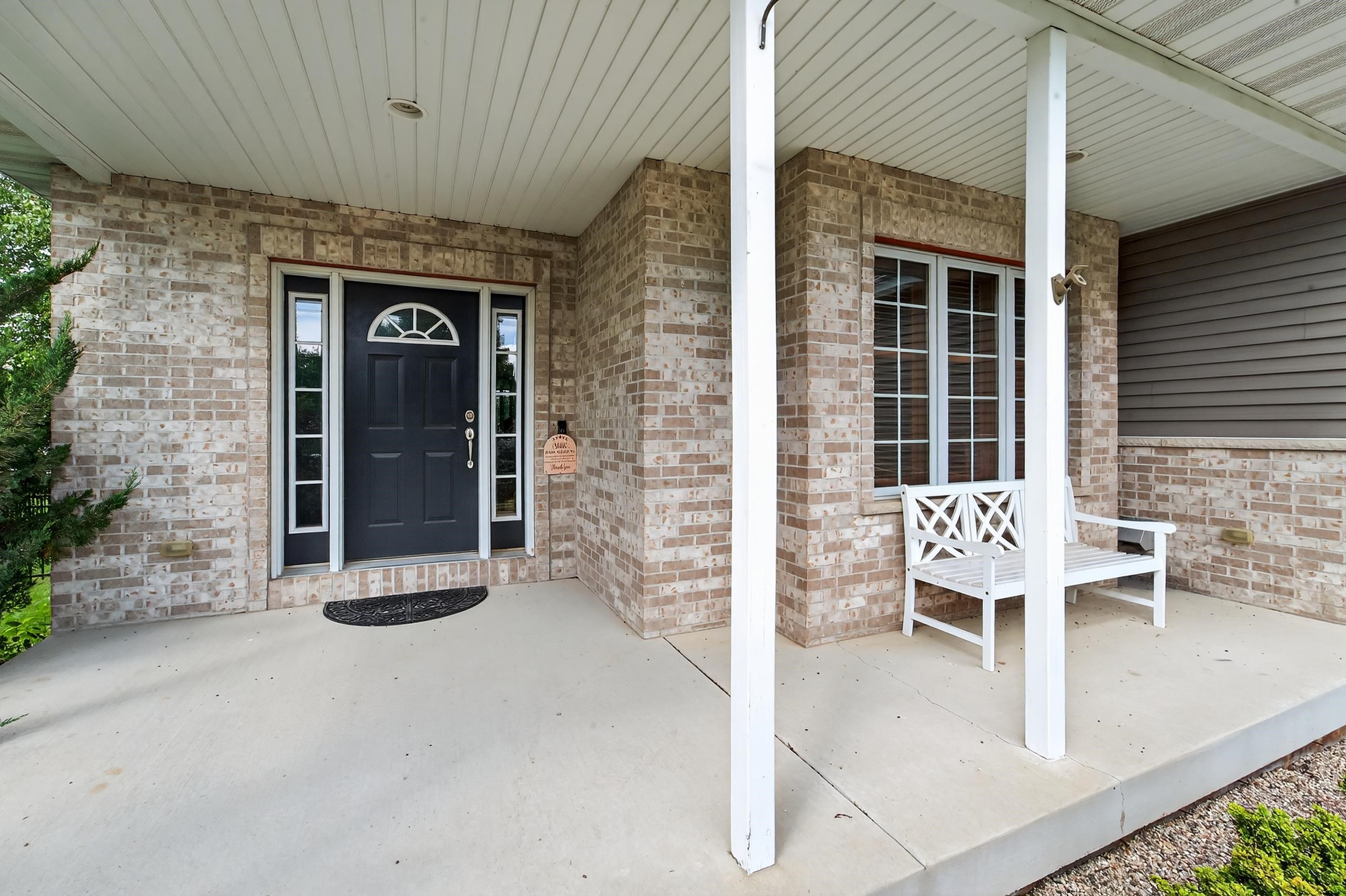 1 Fawn Ridge Circle Middleton, WI 53562 - Photo 2 of 46