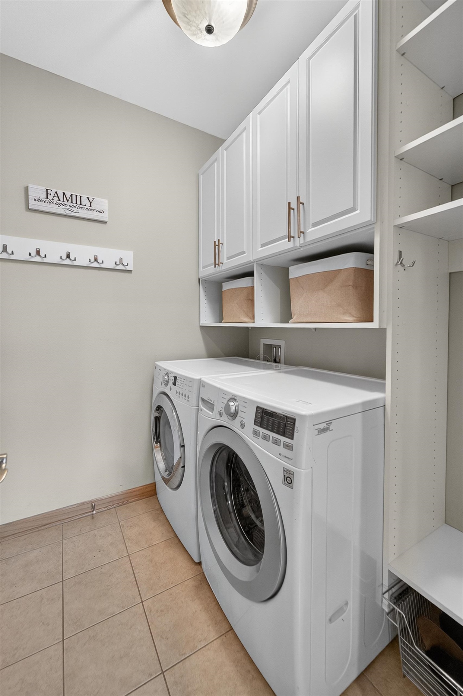 1 Fawn Ridge Circle Middleton, WI 53562 - Photo 21 of 46