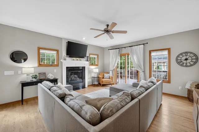 $685,000 | 1 Fawn Ridge Circle, Middleton, WI 53562