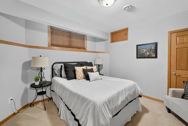 $685,000 | 1 Fawn Ridge Circle, Middleton, WI 53562