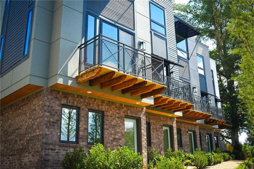 2199 Lenox Road Northeast, Unit 17 Atlanta, GA 30324 - Photo 2 of 33