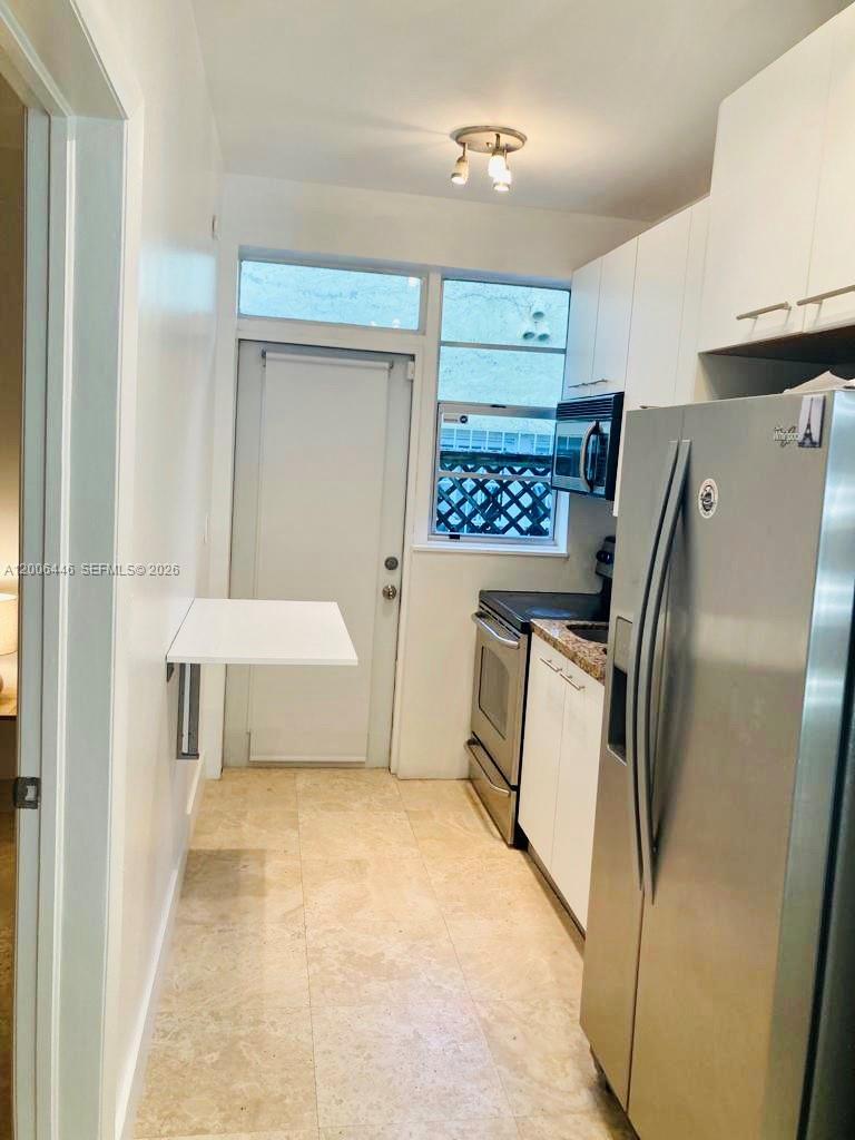 826 7th Street, Unit 3 Miami Beach, FL 33139 - Photo 6 of 20
