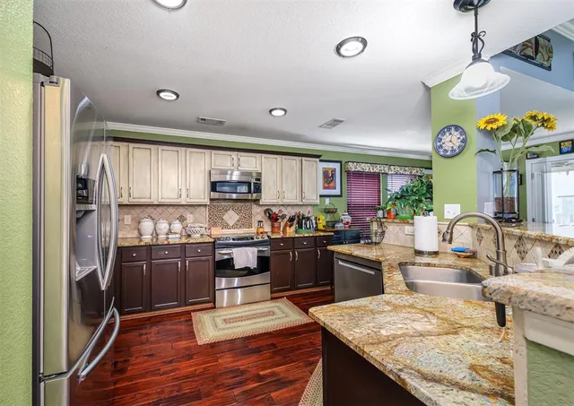 $369,000 | 336 Chase Hill Lane, Fort Worth, TX 76028