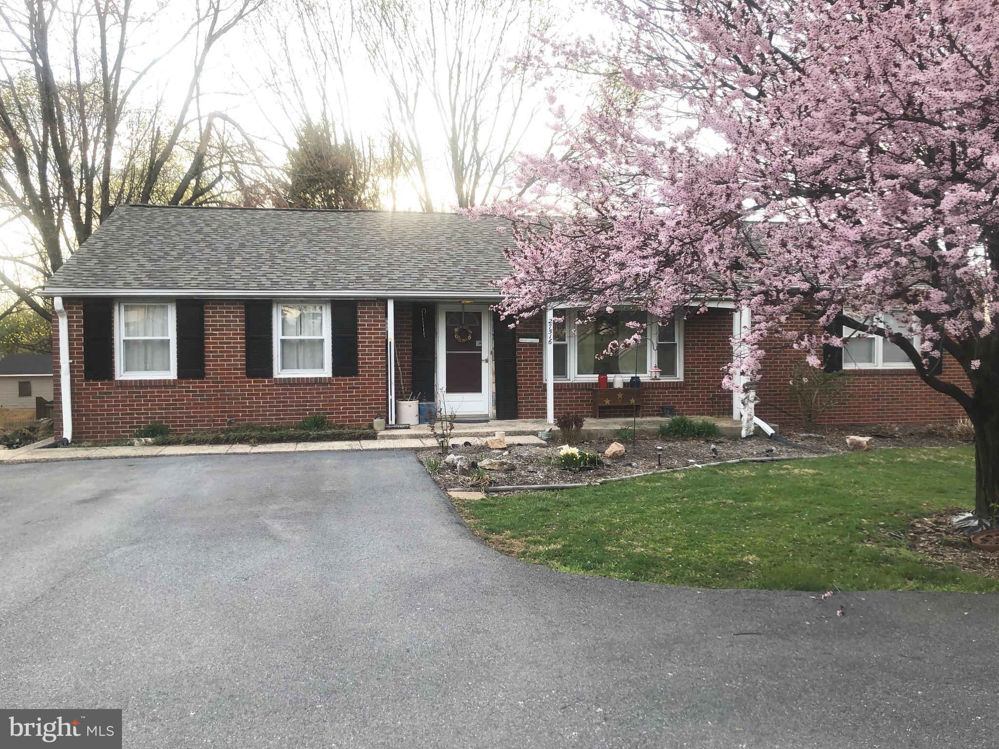 27516 Ridge Road Damascus, MD 20872 - Photo 1 of 3 Gallery Image 1