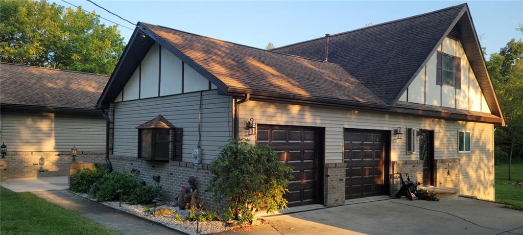 2171 Robbins Station Road Irwin, PA 15642 - Photo 4 of 50 Two attached heated garage!