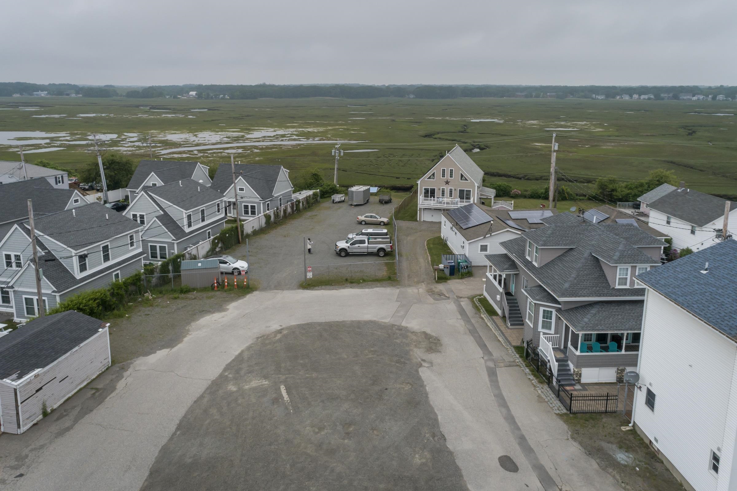 387 Ocean Boulevard Hampton, NH 03842 - Photo 4 of 5