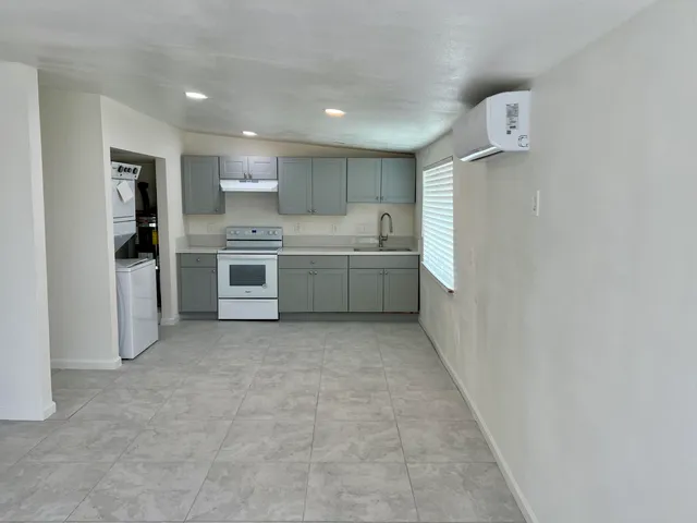 $585,000 | 2542 Seaview Drive, Thermal, CA 92274