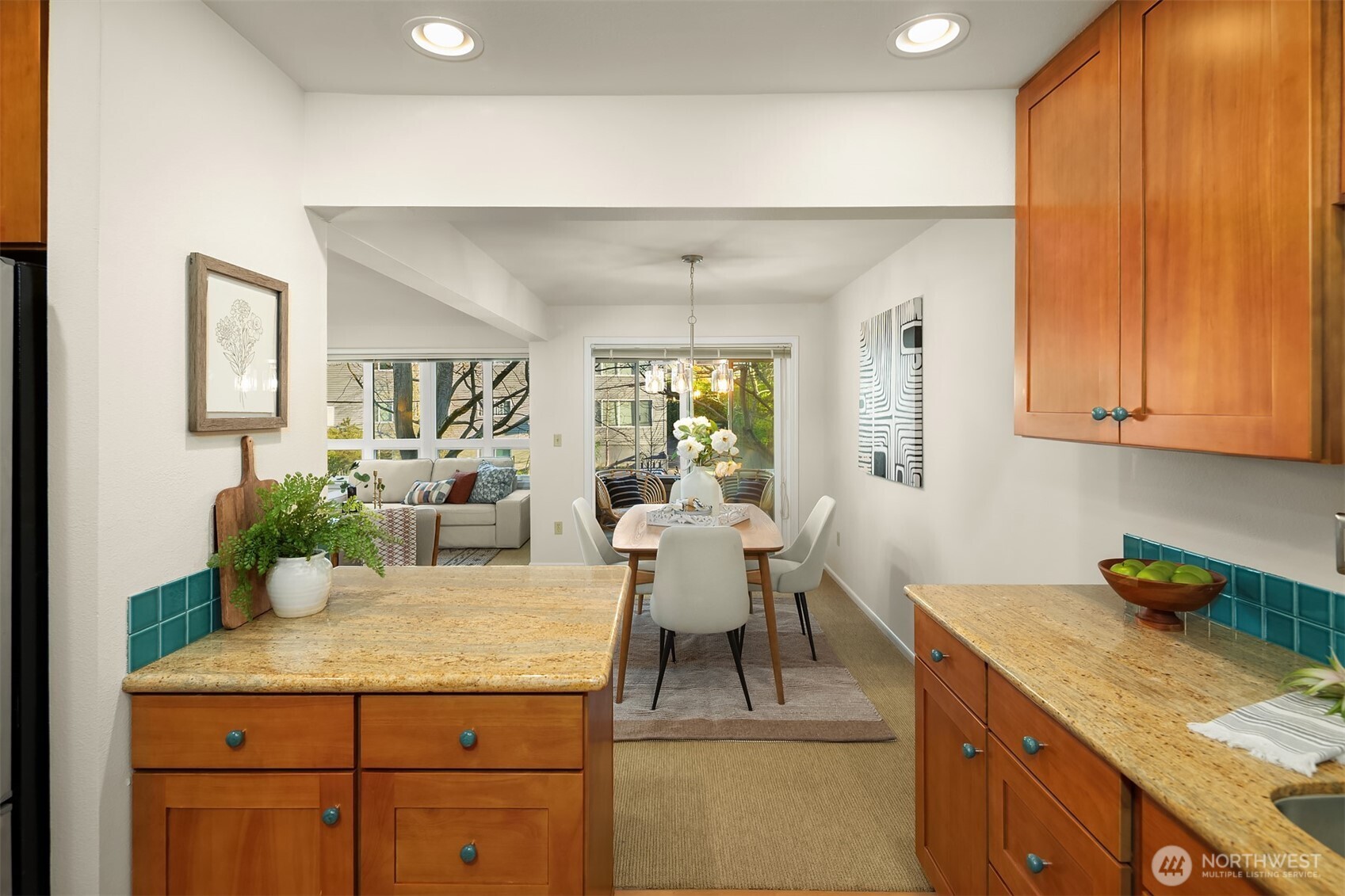 6300 Sand Point Way Northeast, Unit 111 Seattle, WA 98115 - Photo 13 of 20