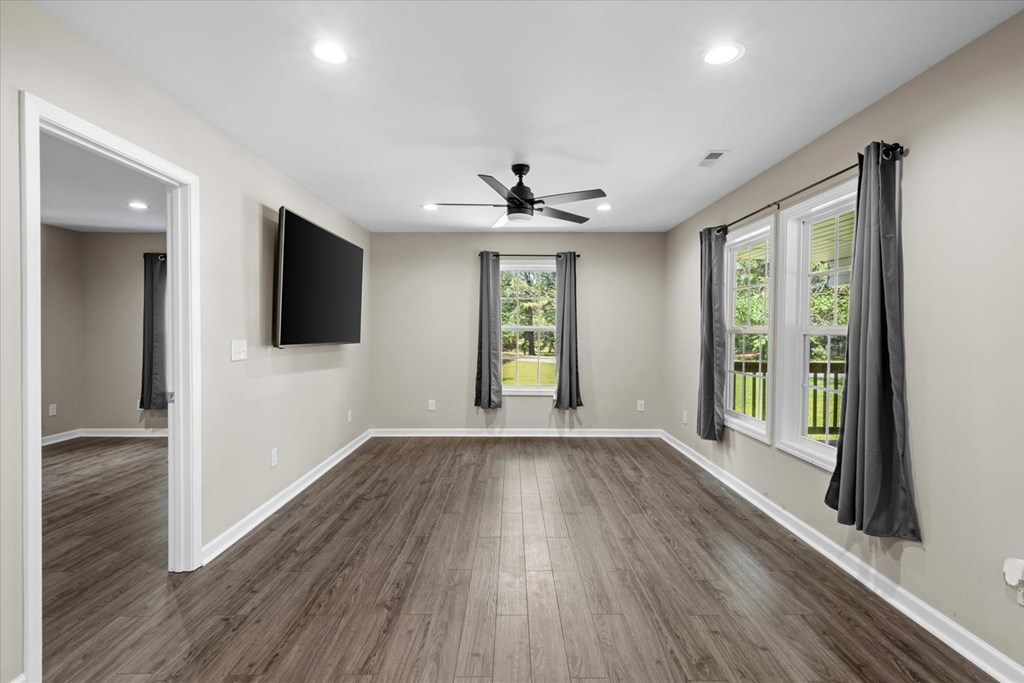 3467 South Riverbend Road Dalton, GA 30721 - Photo 8 of 34 Gallery Image 8