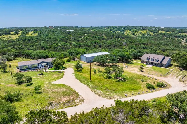$1,199,900 | 377 Green Oak Drive, Kerrville, TX 78028