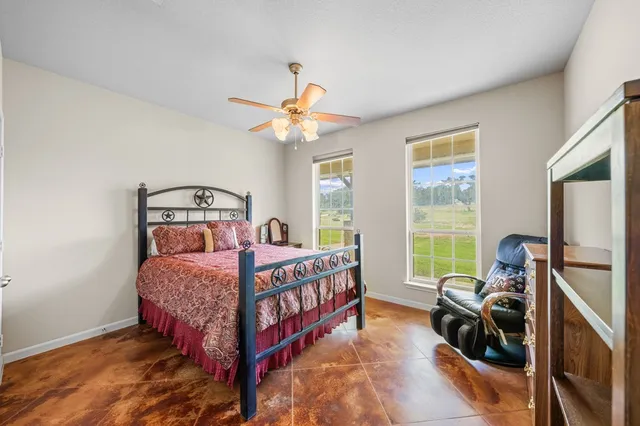 $1,199,900 | 377 Green Oak Drive, Kerrville, TX 78028