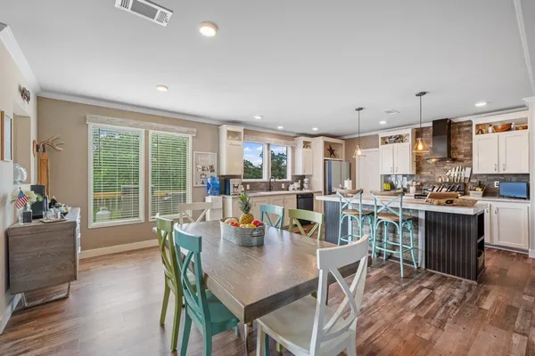 $1,133,391 | 377 Green Oak Drive, Kerrville, TX 78028