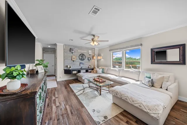 $1,199,900 | 377 Green Oak Drive, Kerrville, TX 78028