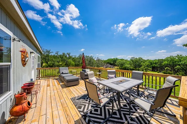 $1,199,900 | 377 Green Oak Drive, Kerrville, TX 78028