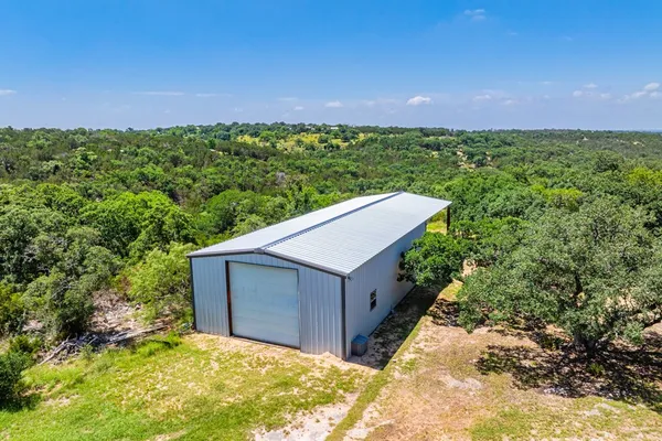 $1,133,391 | 377 Green Oak Drive, Kerrville, TX 78028