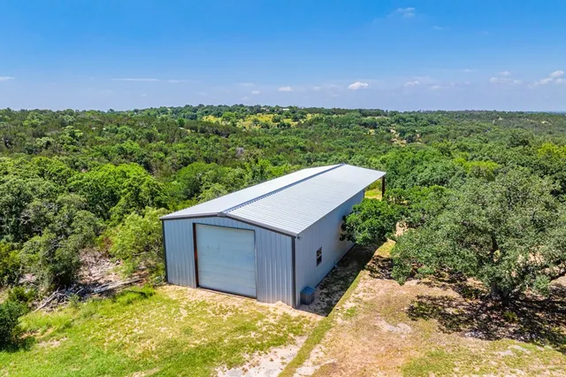 $1,199,900 | 377 Green Oak Drive, Kerrville, TX 78028