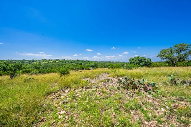 $1,199,900 | 377 Green Oak Drive, Kerrville, TX 78028