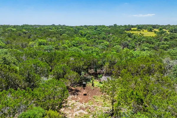 $1,133,391 | 377 Green Oak Drive, Kerrville, TX 78028