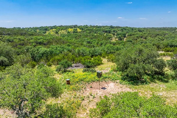 $1,133,391 | 377 Green Oak Drive, Kerrville, TX 78028