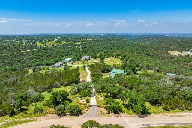 $1,199,900 | 377 Green Oak Drive, Kerrville, TX 78028