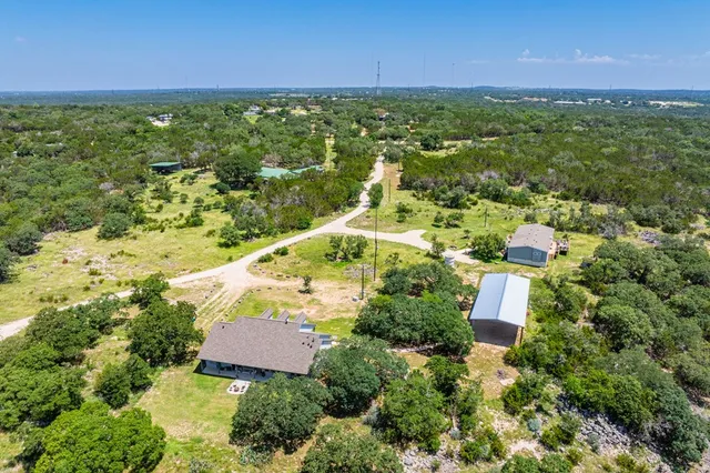 $1,199,900 | 377 Green Oak Drive, Kerrville, TX 78028