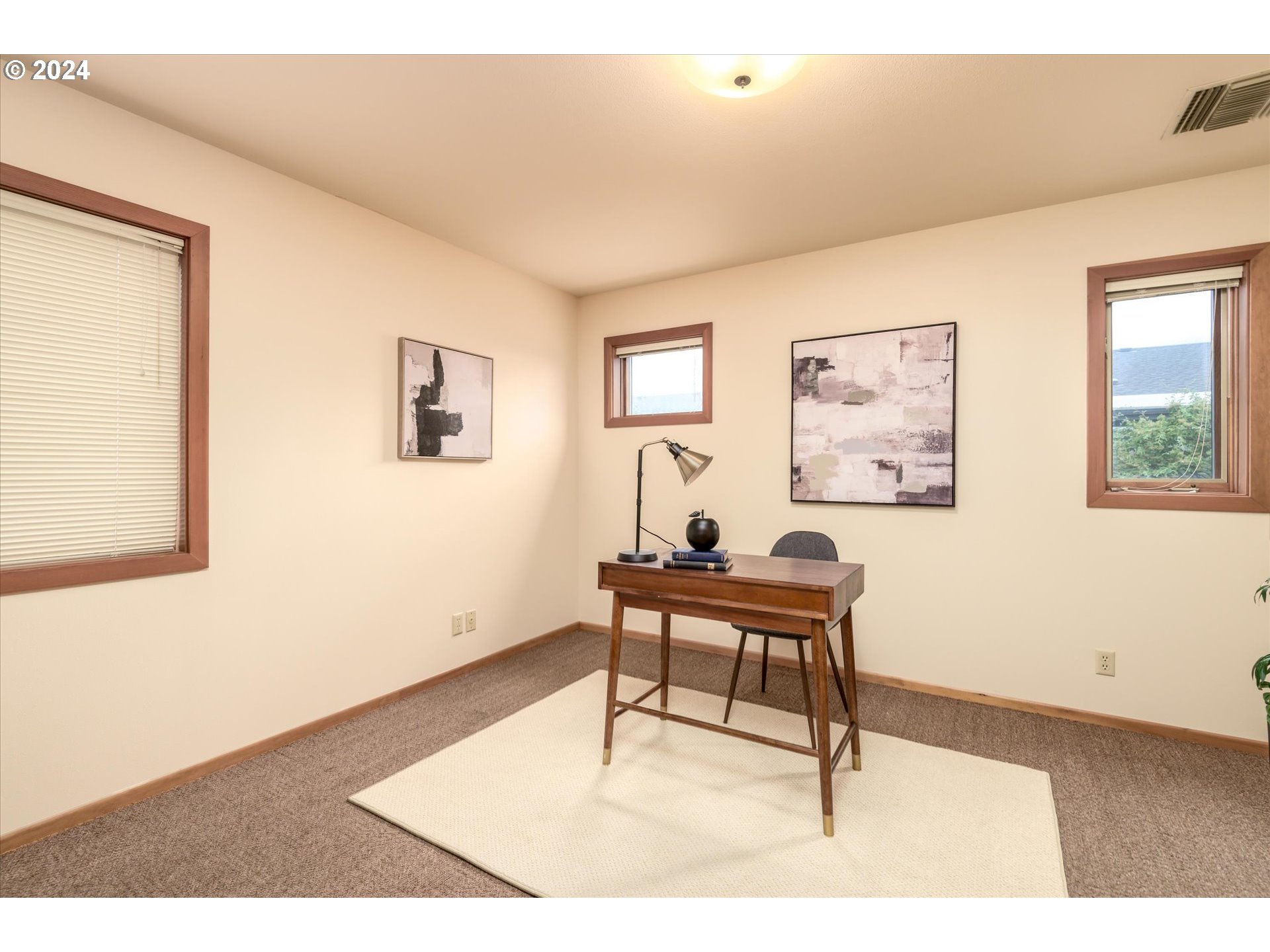 856 Northridge Avenue Springfield, OR 97477 - Photo 32 of 44 Bedroom