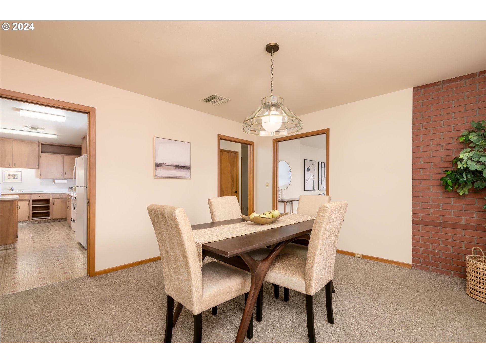856 Northridge Avenue Springfield, OR 97477 - Photo 10 of 44 Dining Room