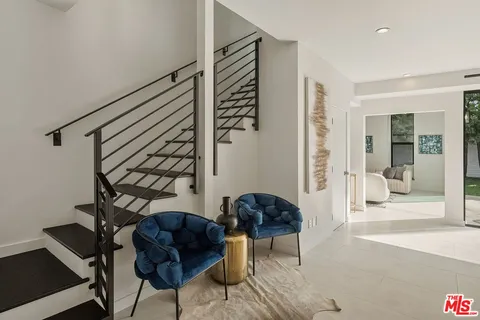 $3,249,000 | 3401 Keeshen Drive, Los Angeles, CA 90066