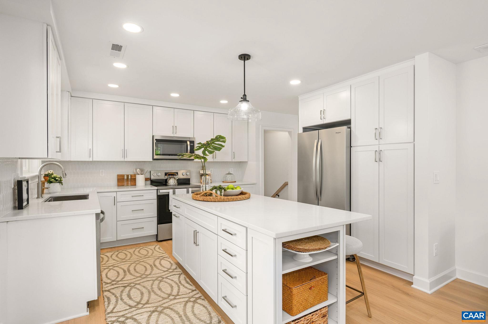 103 Chaucer Road Charlottesville, VA 22901 - Photo 11 of 34