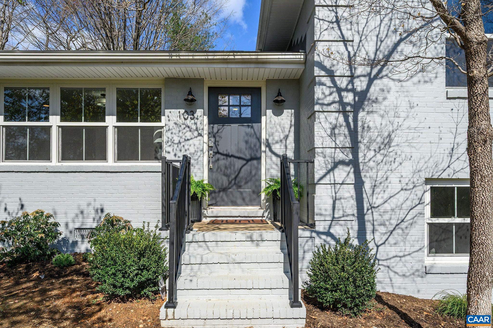 103 Chaucer Road Charlottesville, VA 22901 - Photo 2 of 34