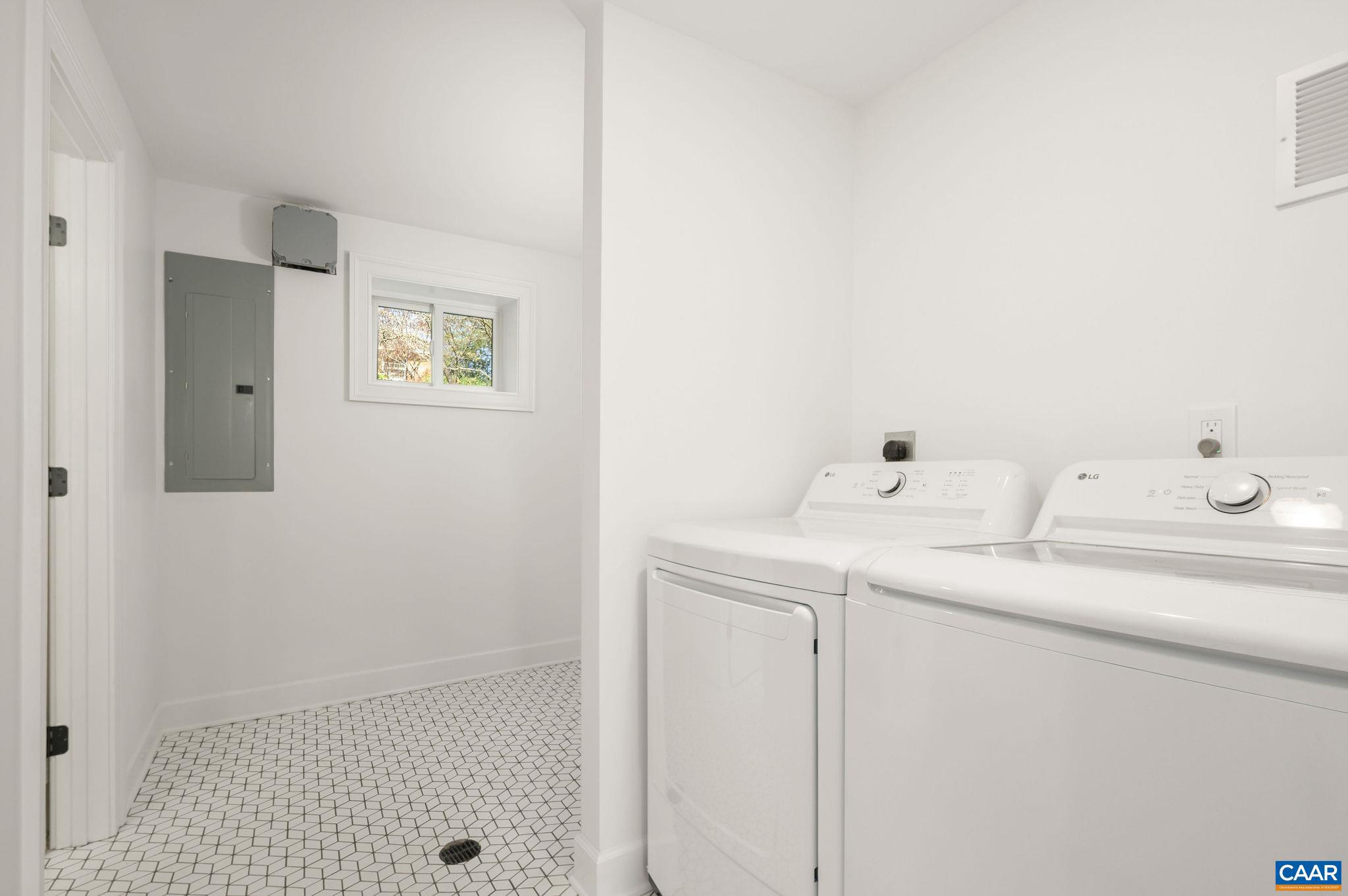 103 Chaucer Road Charlottesville, VA 22901 - Photo 28 of 34