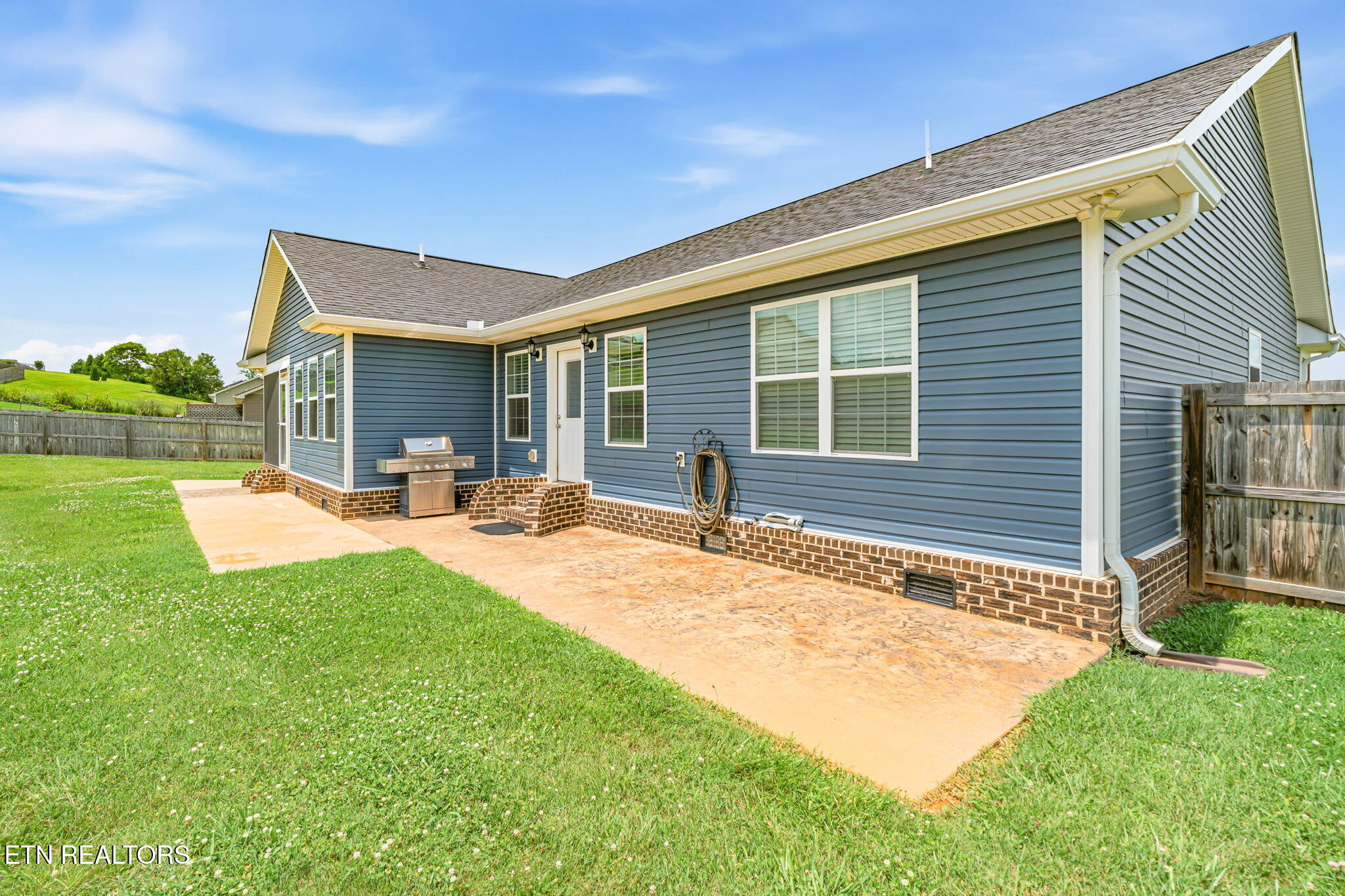 527 Low Valley Road Dandridge, TN 37725 - Photo 41 of 52 43-web-or-mls-527 Low Valley Drive-41