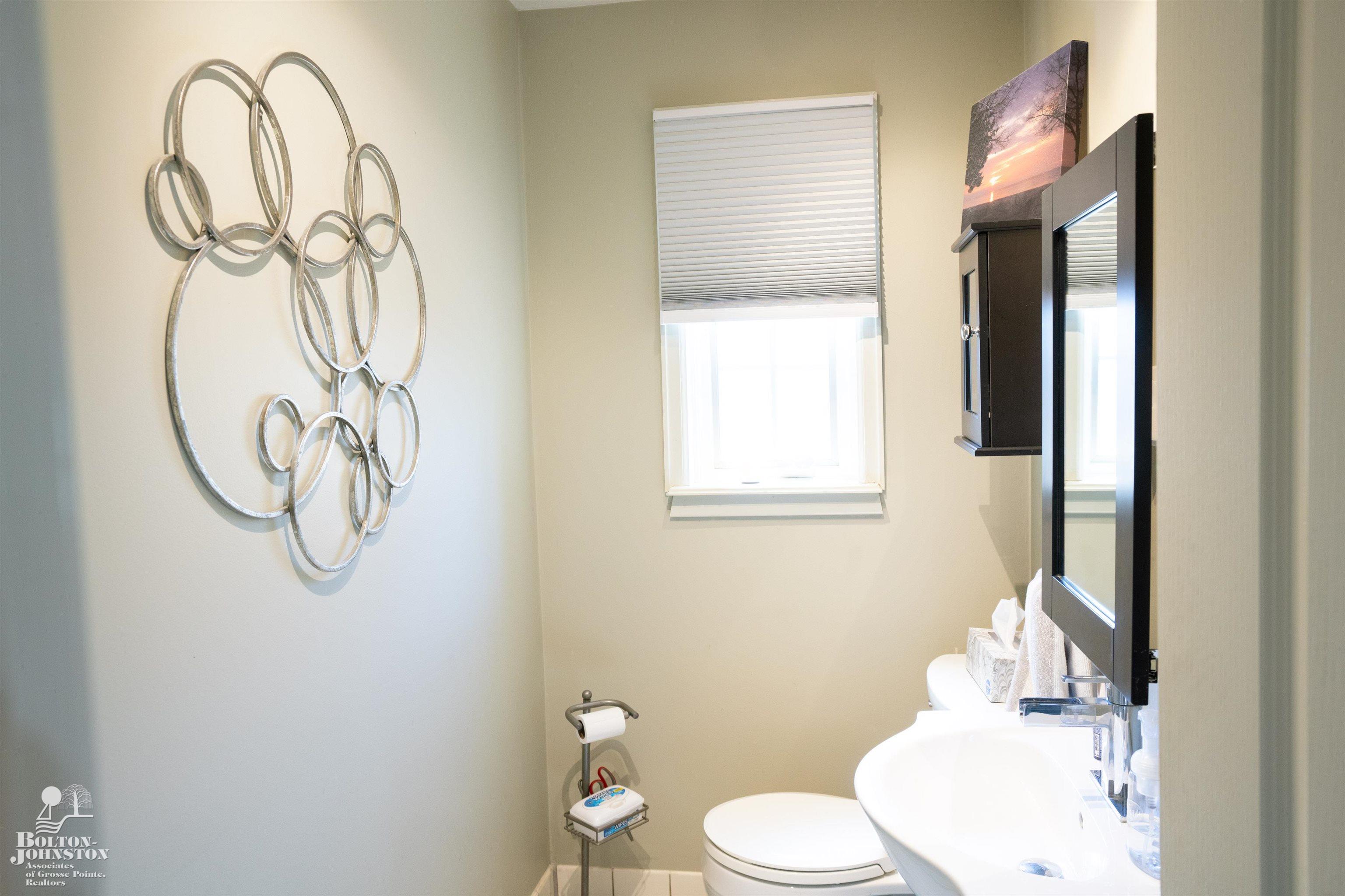 259 McMillan Road Grosse Pointe Farms, MI 48236 - Photo 22 of 39