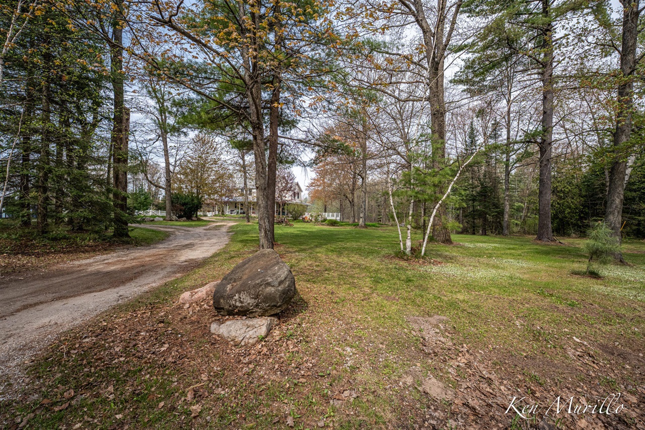 1519 North Roscommon Road Roscommon, MI 48653 - Photo 47 of 72