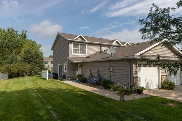 $250,000 | 2925 Monroe Drive Northwest, Rochester, MN 55901