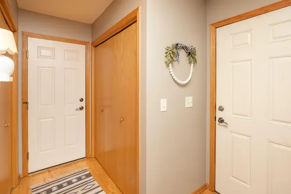 $250,000 | 2925 Monroe Drive Northwest, Rochester, MN 55901
