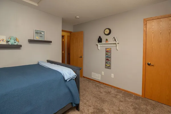 $250,000 | 2925 Monroe Drive Northwest, Rochester, MN 55901