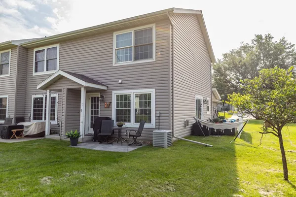$250,000 | 2925 Monroe Drive Northwest, Rochester, MN 55901