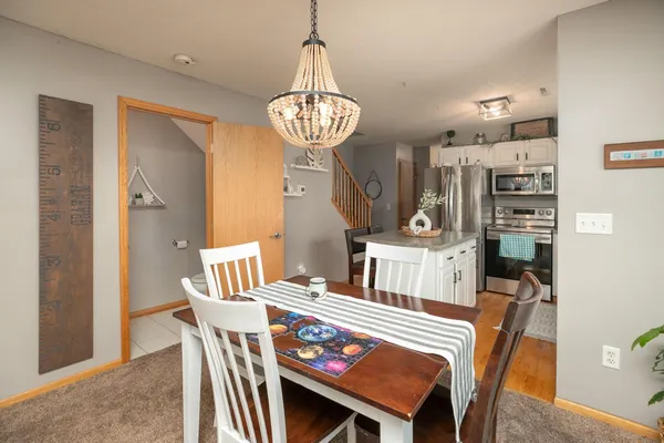 $250,000 | 2925 Monroe Drive Northwest, Rochester, MN 55901