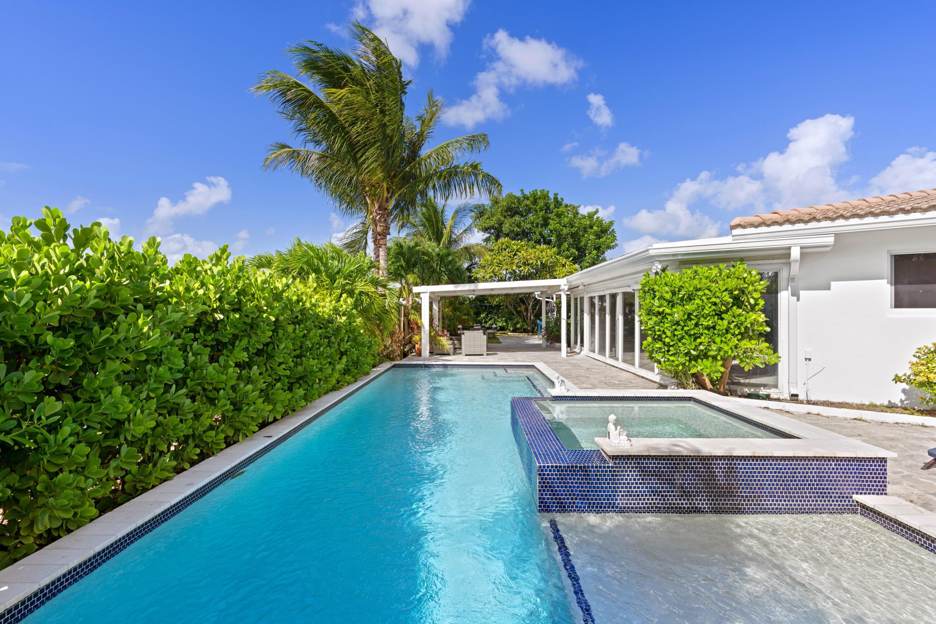 391 Southeast 7th Avenue Pompano Beach, FL 33060 - Photo 3 of 38 DSC09920.jpg-SMALL