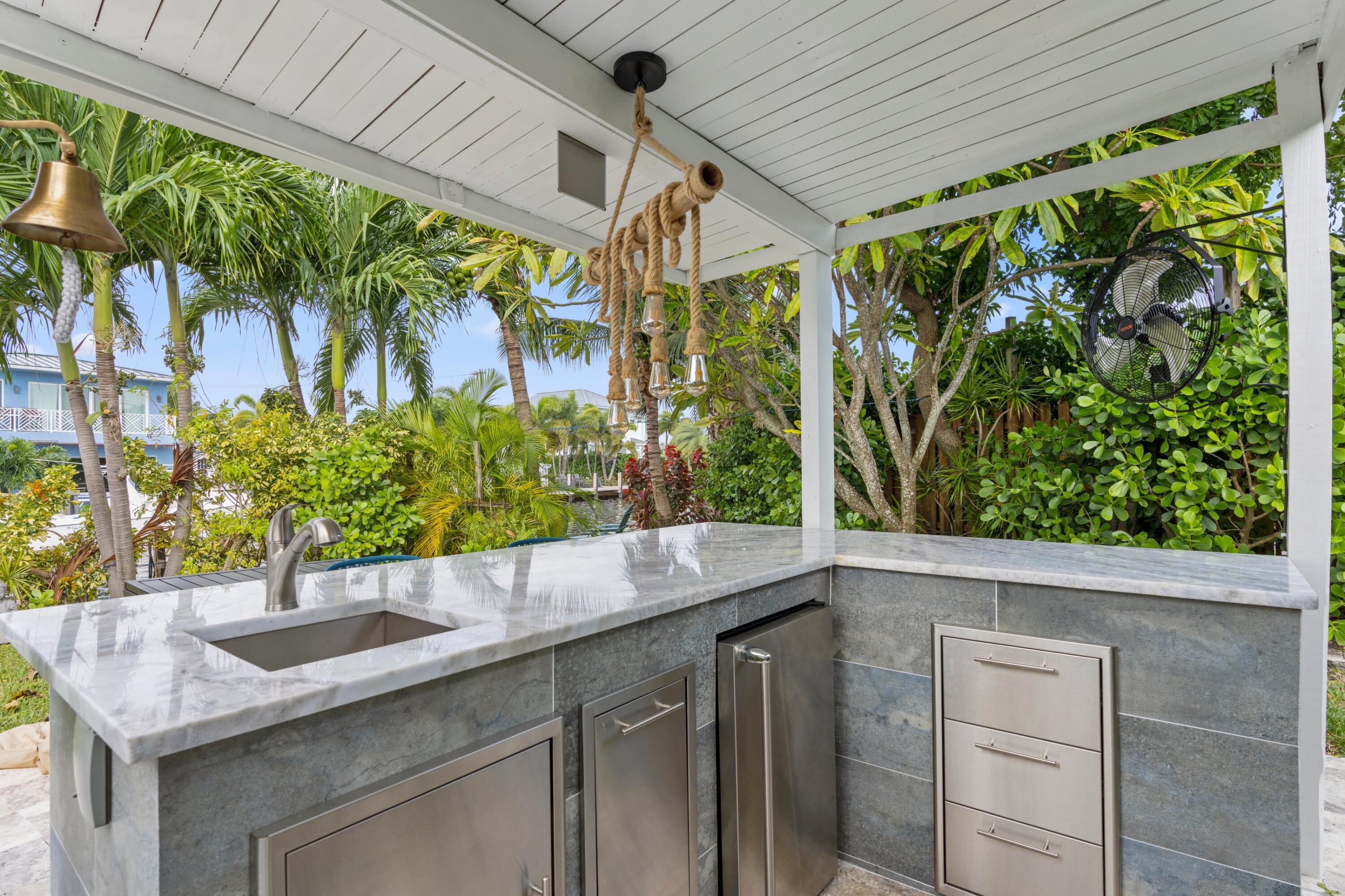 391 Southeast 7th Avenue Pompano Beach, FL 33060 - Photo 10 of 38 DSC01668-SMALL