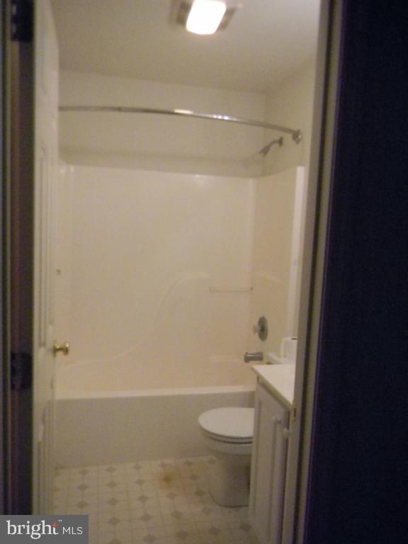 220 North Oak Street Lititz, PA 17543 - Photo 6 of 10 Gallery Image 6